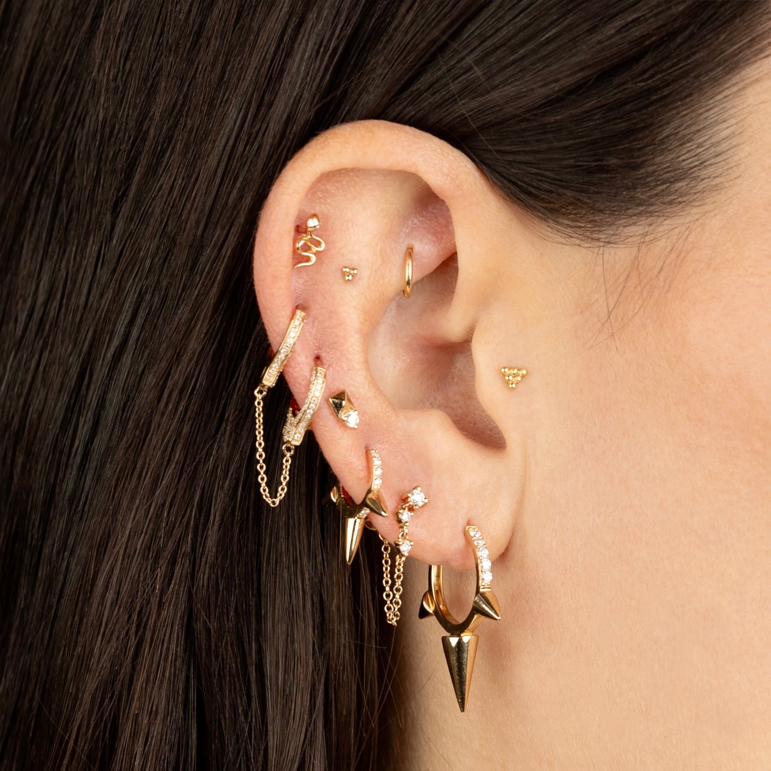 【関税込み】Handcuff Earring - Rainbow K - 9K Gold - Yellow Rainbow K 9kt Yellow Gold Handcuff Diamond Earring | Purple